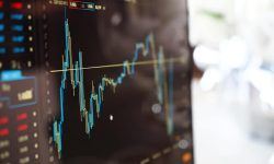 Navigating the Risks and Rewards: An Expert Guide to CFD Trading in Singapore